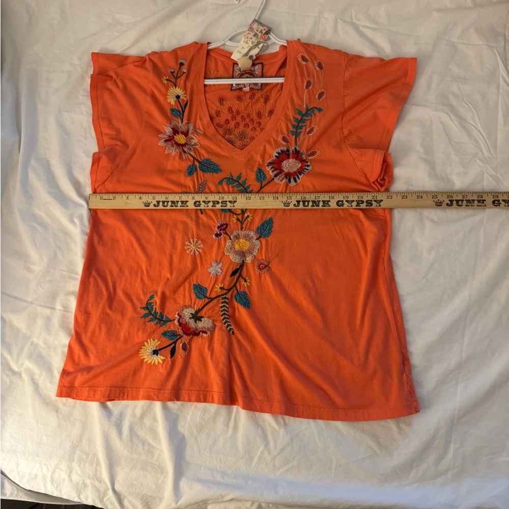 NWT Johnny Was V-Neck Top - Picture 4 of 5